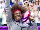 ZLATO. Americk tenistka Serena Williamsov se stala olympijskou vtzkou v