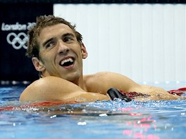 REKORDMAN. Michael Phelps se s devatencti medailemi stal nejspnjm