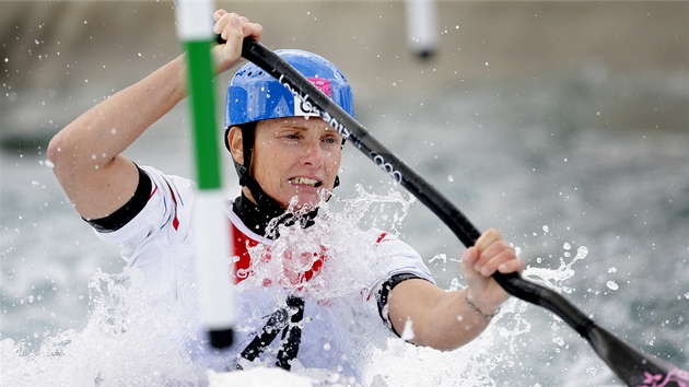 esk vodn slalomka tpnka Hilgertov postoupila do finlov jzdy. (2. srpna 2012)