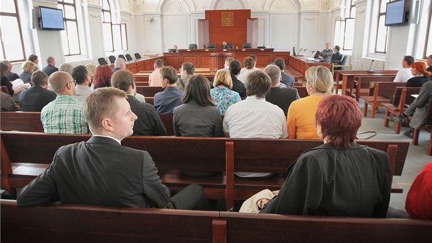 Krajsk soud ve stedu 8. srpna 2012 projednval nvrh na insolvenci spolenosti Pilsen Steel.
