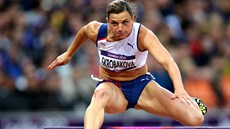 V AKCI. Česká překážkářka Lucie Škrobáková upaluje do cíle semifinálového běhu. V AKCI. Česká překážkářka Lucie Škrobáková upaluje do cíle semifinálového běhu.