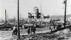 Hiroima po výbuchu atomové bomby (snímek z roku 1945)