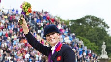 KRÁLOVSKÁ MEDAILE. Zara Phillipsová si vyjela v olympijském závod...