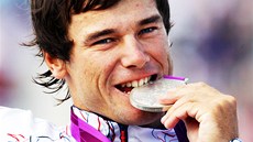 Kajaká Vavinec Hradilek je prvním eským medailistou na olympijských hrách v...
