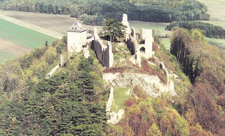 Zbytky hradu Star Jin.