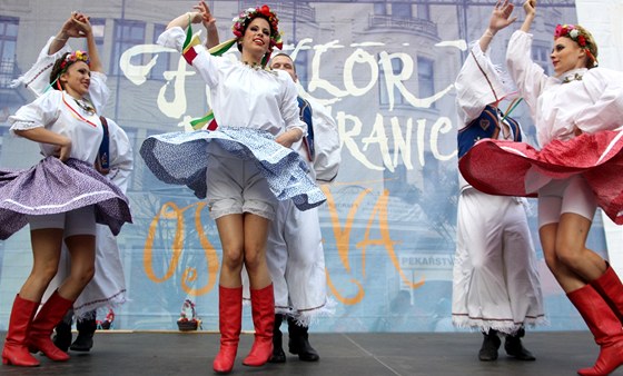 Festival Folklor bez hranic v Ostrav.