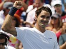 Roger Federer se raduje z celkovho vtzstv na turnaji v Cincinatti.