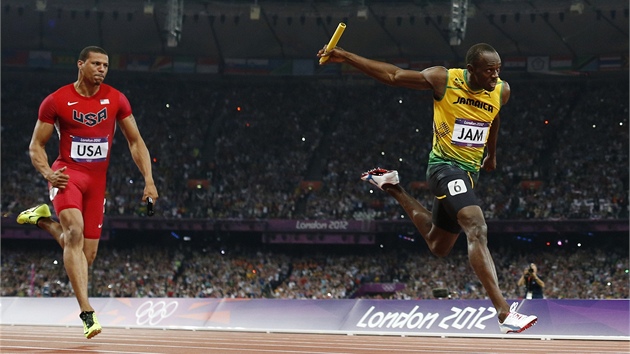 Usain Bolt probh clem a Jamajka m dal zlato. Tentokrt ve tafet na 4x100 metr.