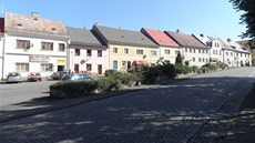 Náměstí Jiřího z Poděbrad v Toužimi. Náměstí Jiřího z Poděbrad v Toužimi.