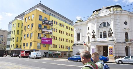 Wellness centrum mlo vyrst ve lutém dom u ústeckého divadla.