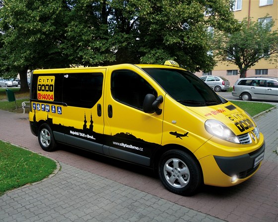 V Brn zaaly pod pod hlavikou City Taxi jezdit nové luté dodávky urené