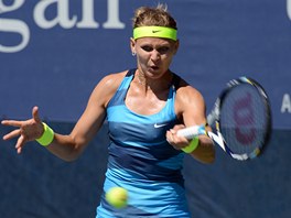 TAKHLE BY TO LO. Lucie afov na podn v utkn druhho kola US Open.