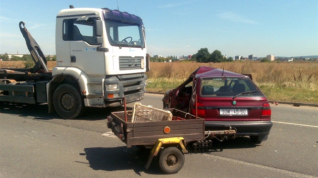 Po srce s nkladnm autem zemel u Tesca na Borskch polch v Plzni idi felicie se sokolovskou poznvac znakou.