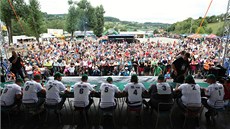 Soutěž v pojídání knedlíků je jedním z tradičních vrcholů vizovického Soutěž v pojídání knedlíků je jedním z tradičních vrcholů vizovického