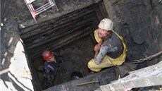 Archeologové vyzvedávali o víkendu nedaleko někdejšího hradu Tepenec u Jívové Archeologové vyzvedávali o víkendu nedaleko někdejšího hradu Tepenec u Jívové