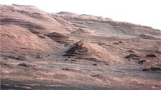 První snímek pořízený 100mm kamerou Mast na Curiosity První snímek pořízený 100mm kamerou Mast na Curiosity