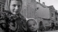 Emília Vááryová a její sestra Magda na archivním snímku hereky
