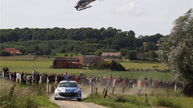 VRTULNK. Mezi nejvt atrakce pmch penos z rallye pat zbry z vrtulnku.