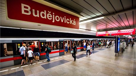 Metro nepojede mezi Budjovickou a konenou stanicí Háje. Ilustraní snímek