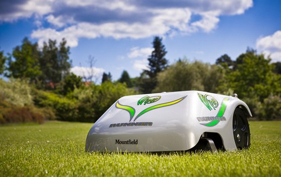 Robotická sekaka na trávu (ilustraní foto).