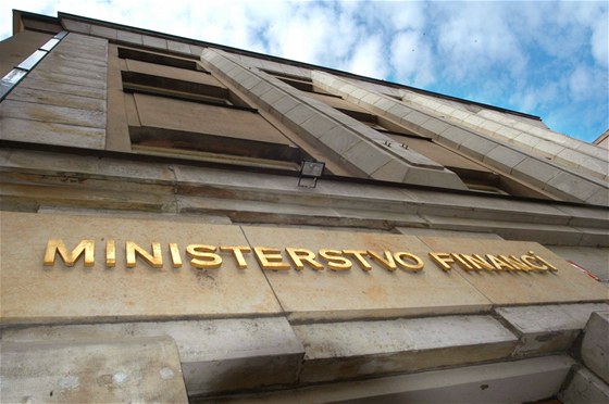 Budova ministerstva financí v Praze (ilustraní snímek)