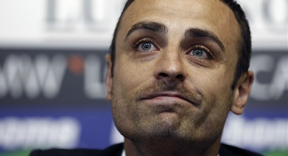 UMÍ ROZVÍIT EMOCE. Fotbalista Dimitar Berbatov zkritizoval trenéra Alexe