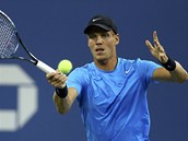 ABSOLUTN KONCENTRACE. Tom Berdych ve tvrtfinlovm utkn US Open proti