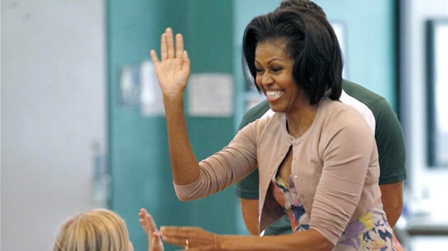 Michelle Obamov se zastnila dtskho sportovnho dne ve Fort Lauderdale. (22. srpna 2012)