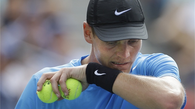 NEPOVEDLO SE. Tom Berdych v semifinle US Open proti Andymu Murraymu.