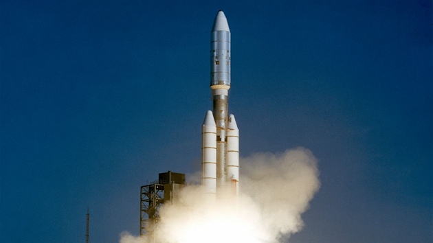 Start Voyageru 1 z mysu Canaveral 5. z 1977