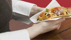 V otevřených kancelářích vznikají často kvůli aromatickým pokrmům spory. V otevřených kancelářích vznikají často kvůli aromatickým pokrmům spory.