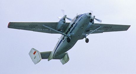 Antonov An-28 (v kódu NATO "Cash") je sovtský, resp. ukrajinský dopravní