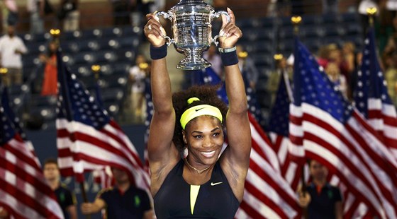 AMERICKÁ KRÁLOVNA. Serena Williamsová potvrté v kariée ovládla US Open.