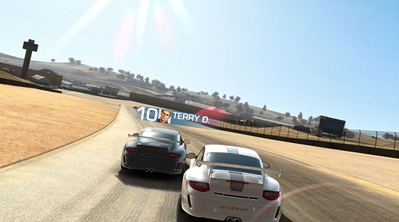 Real Racing 3 na iPhone 5