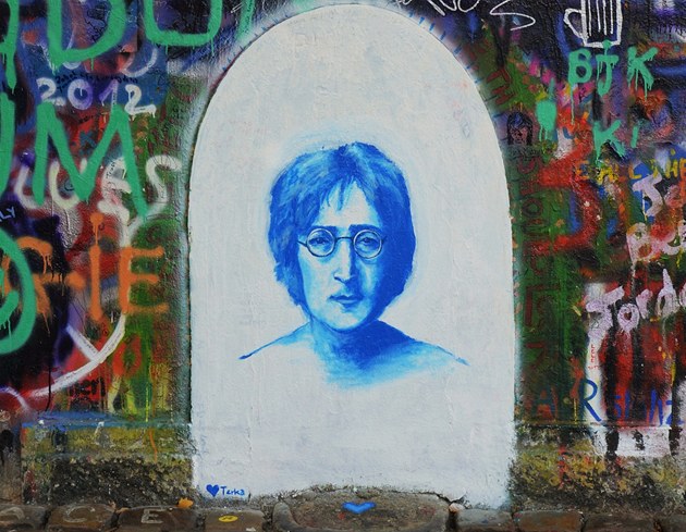 Tento John Lennon na Kamp byl dílem naí tenáky