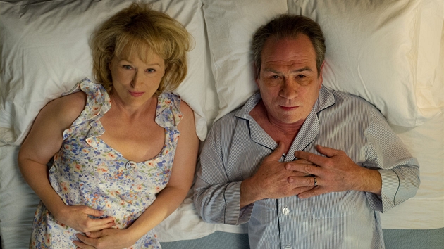 Meryl Streepov a Tommy Lee Jones ve filmu Druh ance (2012)