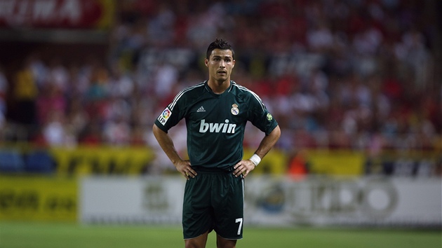 ZKLAMN. Cristiano Ronaldo z Realu Madrid je po dal porce zklaman.