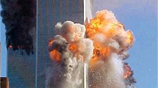 Náraz druhého letadla do ve WTC v New Yorku (11. záí 2001)