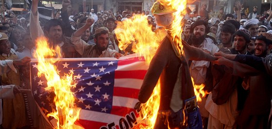 Protesty proti USA a amatérskému snímku Nevinnost muslim v Pákistánu (20. záí