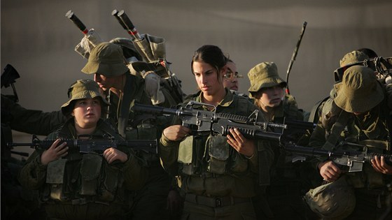 Vojáci z izraelské smíené jednotky Caracal