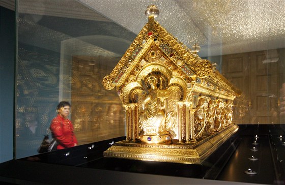 Relikviá svatého Maura je jednou z nejvzácnjích památek v eské republice....