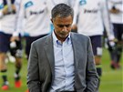 JAK TO DNES DOPADNE? Jos Mourinho, trenr Realu Madrid, ped derby s Rayem