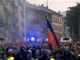 Fanouci Sparty se vydali ped zápasem se Slavií na stadion do Edenu pky....