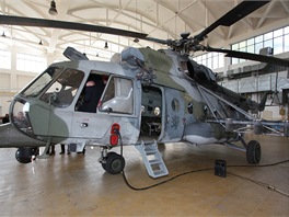Modernizovaný Mi-171 díky nové makovici pete SPZ vzdálenou a 10 km. Podle...