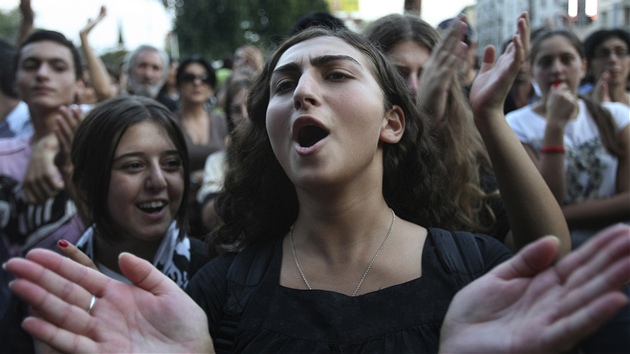Protesty proti týrání vz v Gruzii (20. záí 2012)