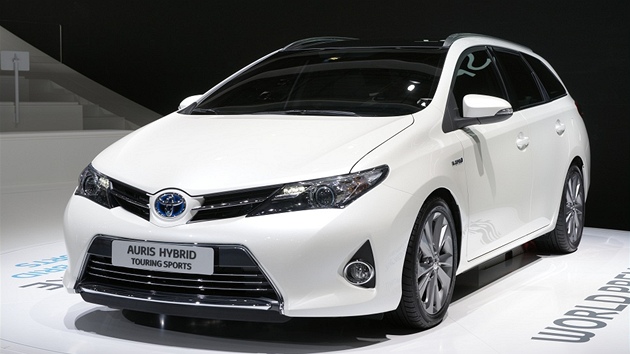 Toyota Auris Touring Sports