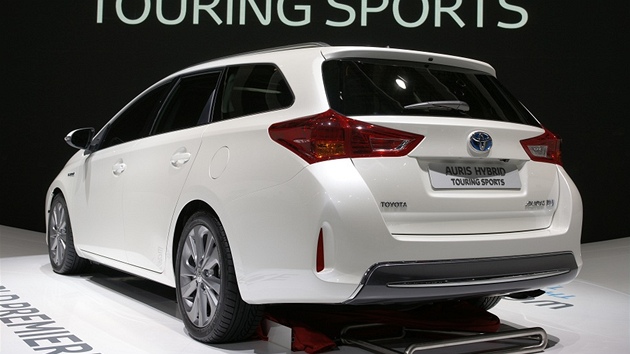 Toyota Auris Touring Sports