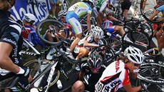 KARAMBOL. Silniní závod en na cyklistickém mistrovství svta v Nizozemsku