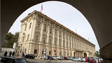 Černínský palác na Loretánském náměstí v Praze, ve kterém sídlí ministerstvo Černínský palác na Loretánském náměstí v Praze, ve kterém sídlí ministerstvo