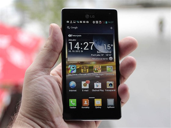 LG Optimus 4X HD - pedností testovaného telefonu je kvalitní displej.